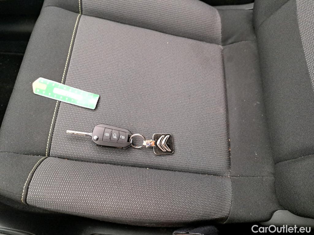  Citroen  C3  Sté Feel 1.5 BlueHDI 100 #9