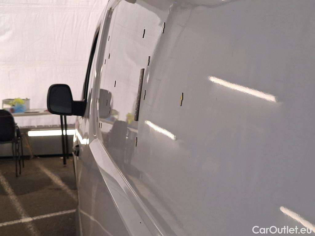  Citroen  Berlingo  Fourgon Club XL 950 1.5 BlueHDi 100CV BVM5 E6dT #2
