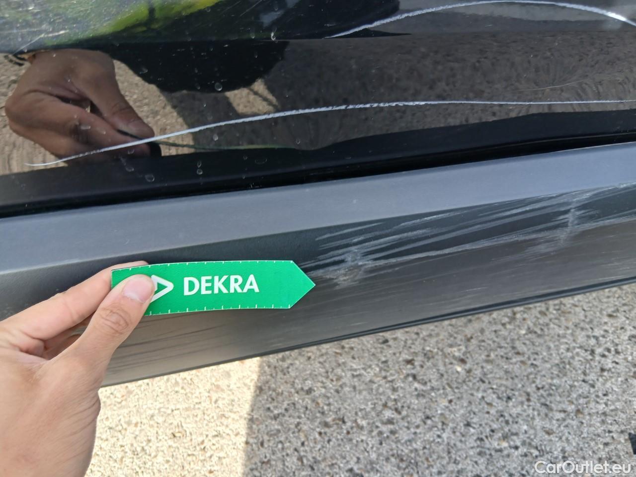  Toyota  C-HR TOYOTA  / 2019 / 5P / todoterreno 1.8 125H Advance #41