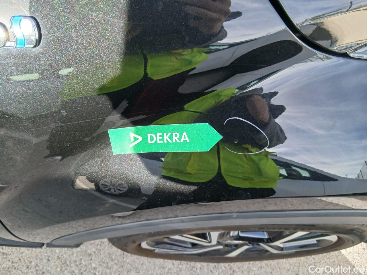  Toyota  C-HR TOYOTA  / 2019 / 5P / todoterreno 1.8 125H Advance #45