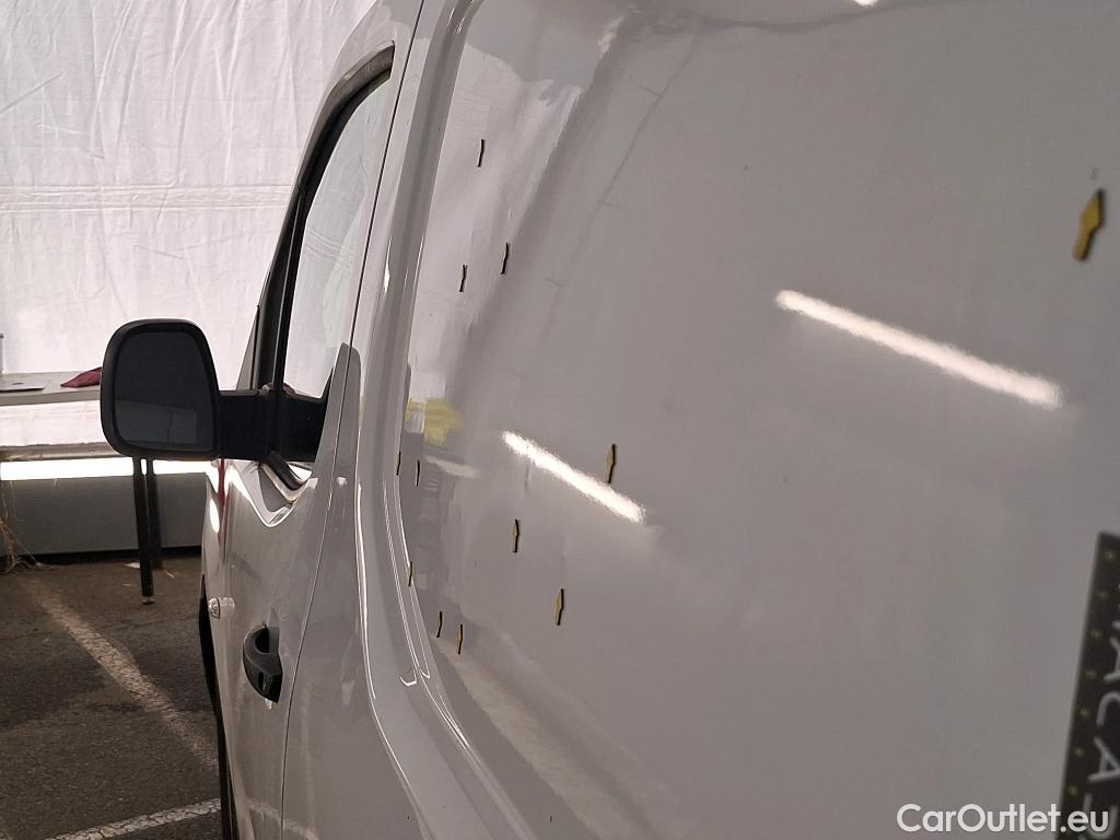  Citroen  Berlingo  Fourgon Club XL 950 1.5 BlueHDi 100CV BVM5 E6dT #5