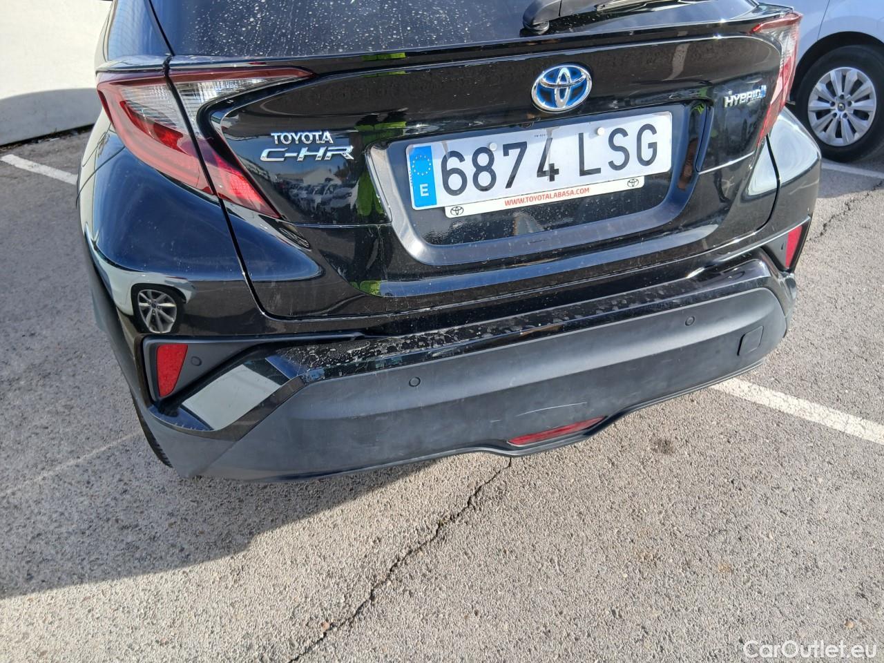  Toyota  C-HR TOYOTA  / 2019 / 5P / todoterreno 1.8 125H Advance #23