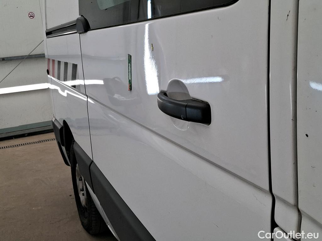  Renault  Master  Fourgon L2H2 3 5 Grand Confort dCi 135CV BVM6 7 Sieges E6dT #9