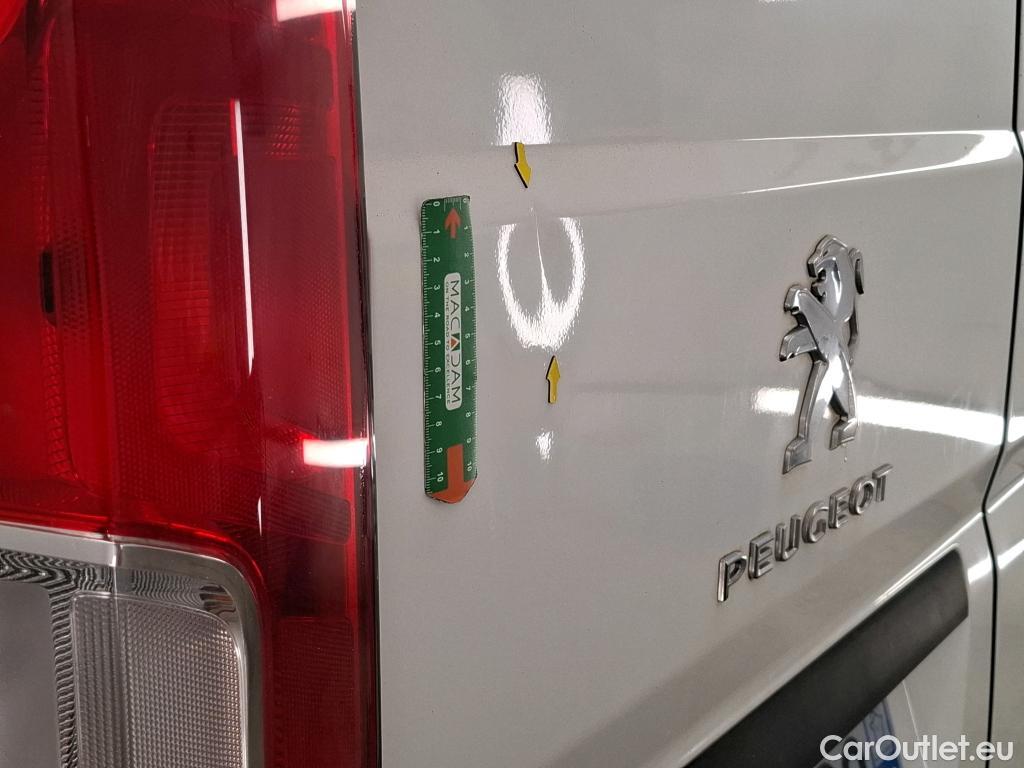  Peugeot  Boxer PEUGEOT  VU 4p Fourgon BLUEHDI 110 PREMIUM 330 L1H2 #23