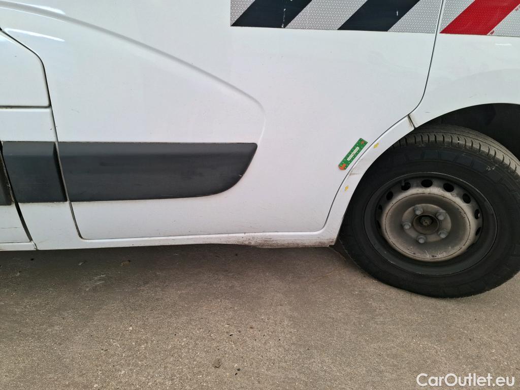  Renault  Master  Fourgon L2H2 3 5 Grand Confort dCi 135CV BVM6 7 Sieges E6dT #30