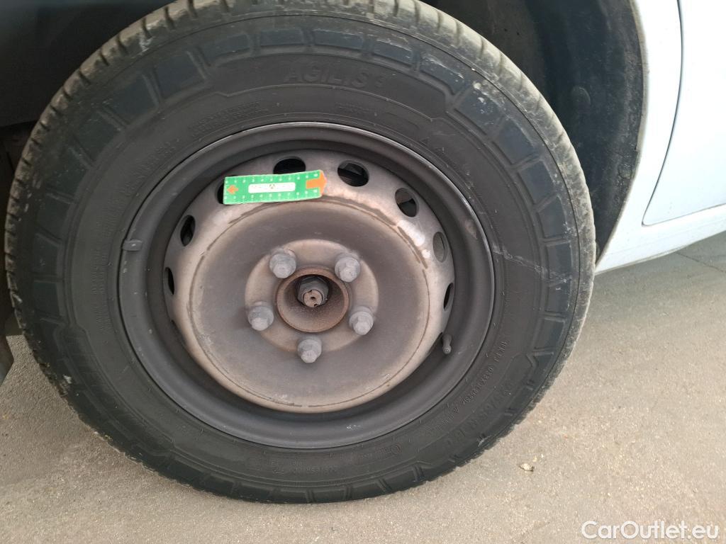  Renault  Master  Fourgon L2H2 3 5 Grand Confort dCi 135CV BVM6 7 Sieges E6dT #61