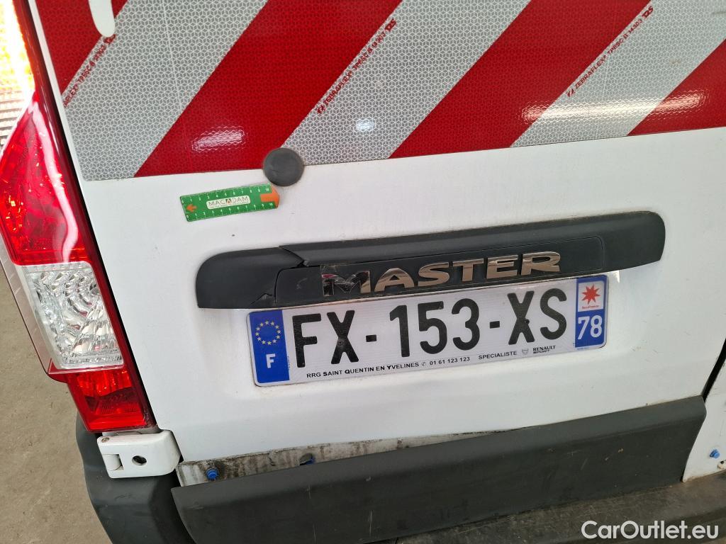  Renault  Master  Fourgon L2H2 3 5 Grand Confort dCi 135CV BVM6 7 Sieges E6dT #35