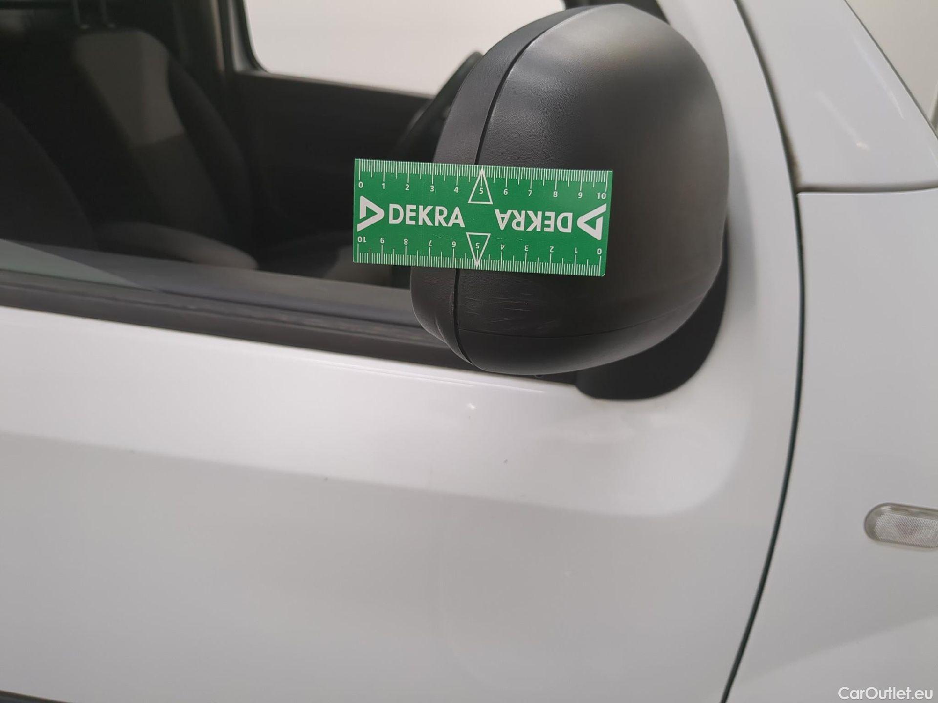  Renault  Kangoo  Express Extra (Série Spéciale) 1.5 dCi #26