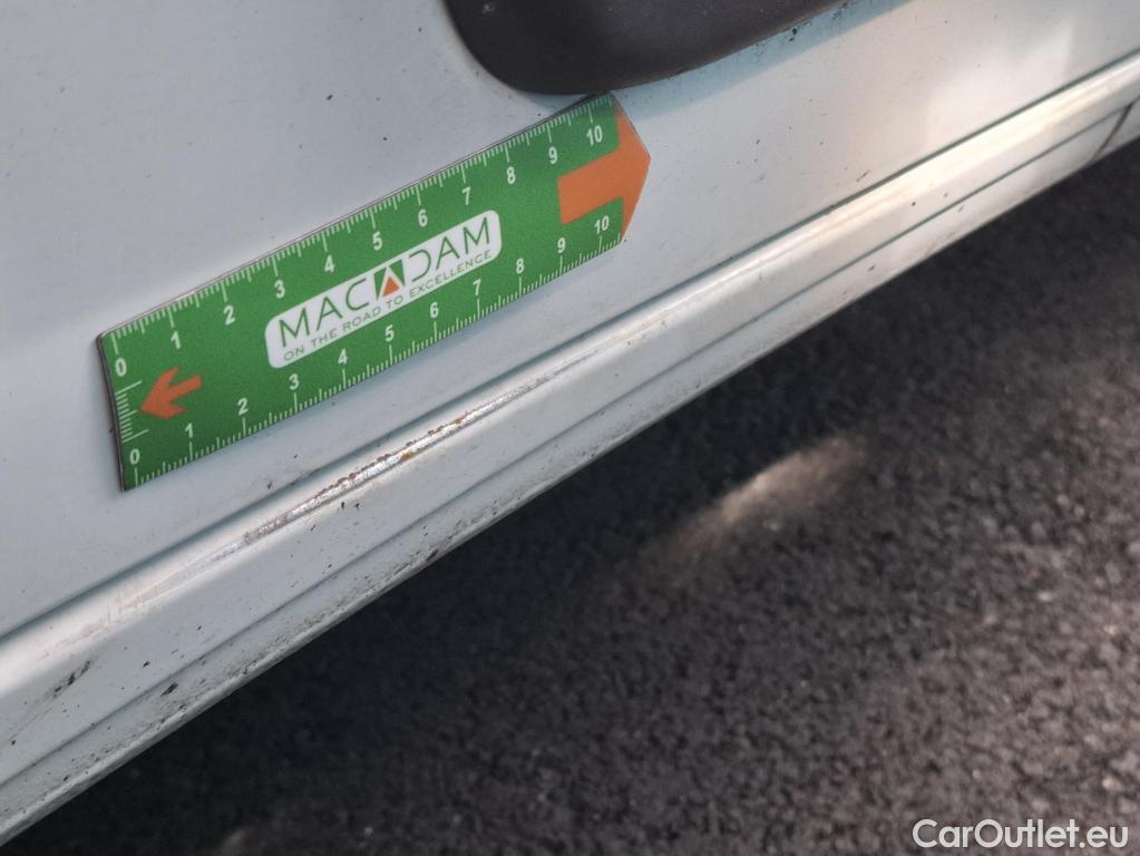  Peugeot  Boxer PEUGEOT  VU 4p Fourgon BLUEHDI 110 PREMIUM 330 L1H2 #18