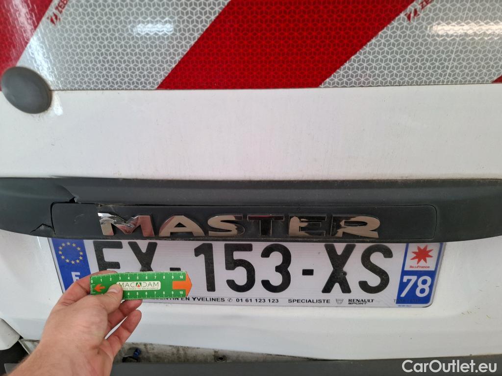  Renault  Master  Fourgon L2H2 3 5 Grand Confort dCi 135CV BVM6 7 Sieges E6dT #43
