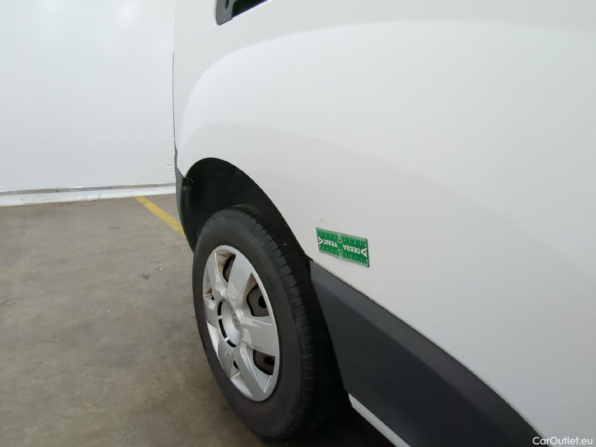 Renault  Kangoo  Express Maxi Grand Confort 1.5 dCi 110CV BVM6 E6 #17