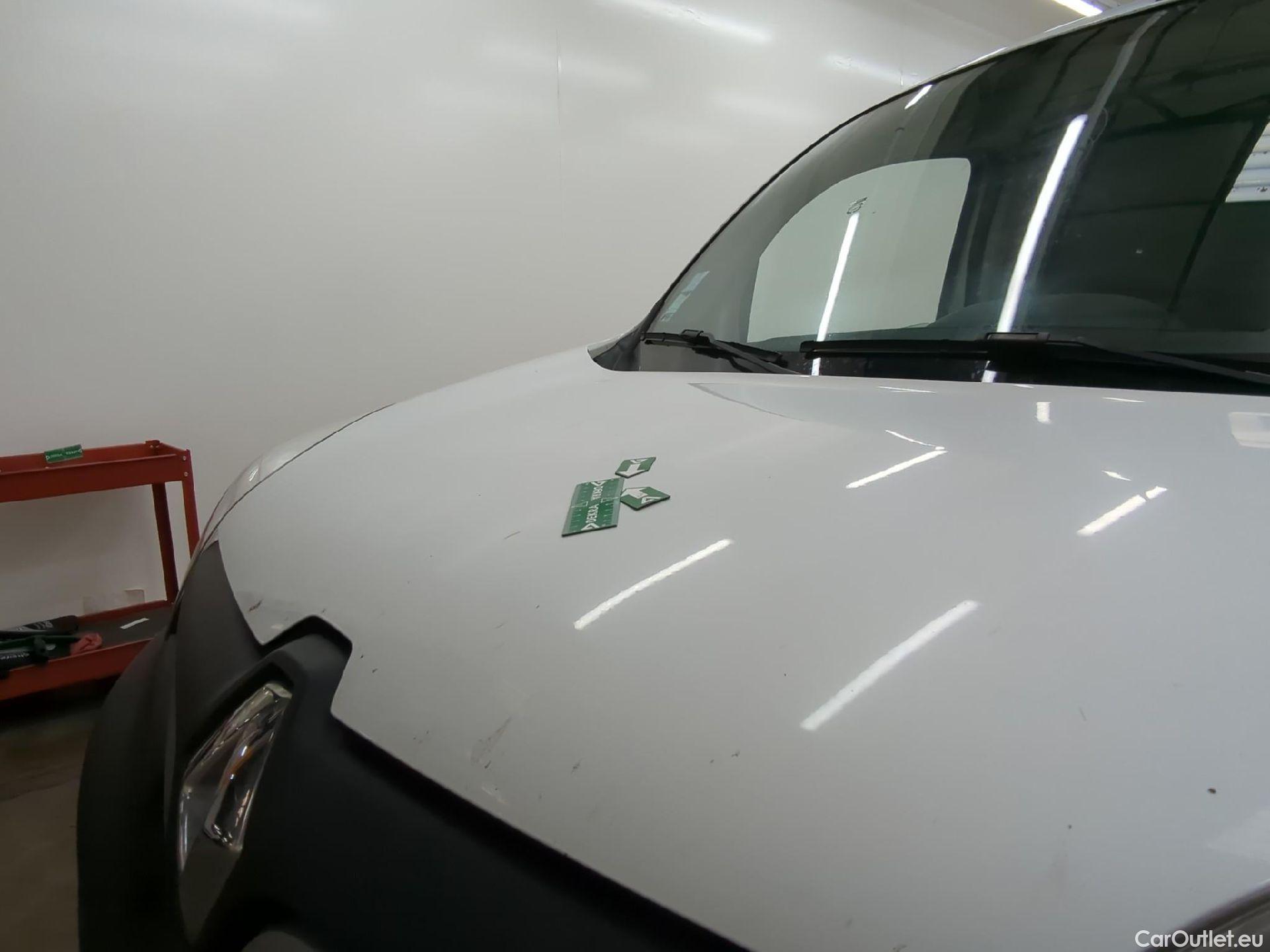  Renault  Kangoo  Express Extra (Série Spéciale) 1.5 dCi #32