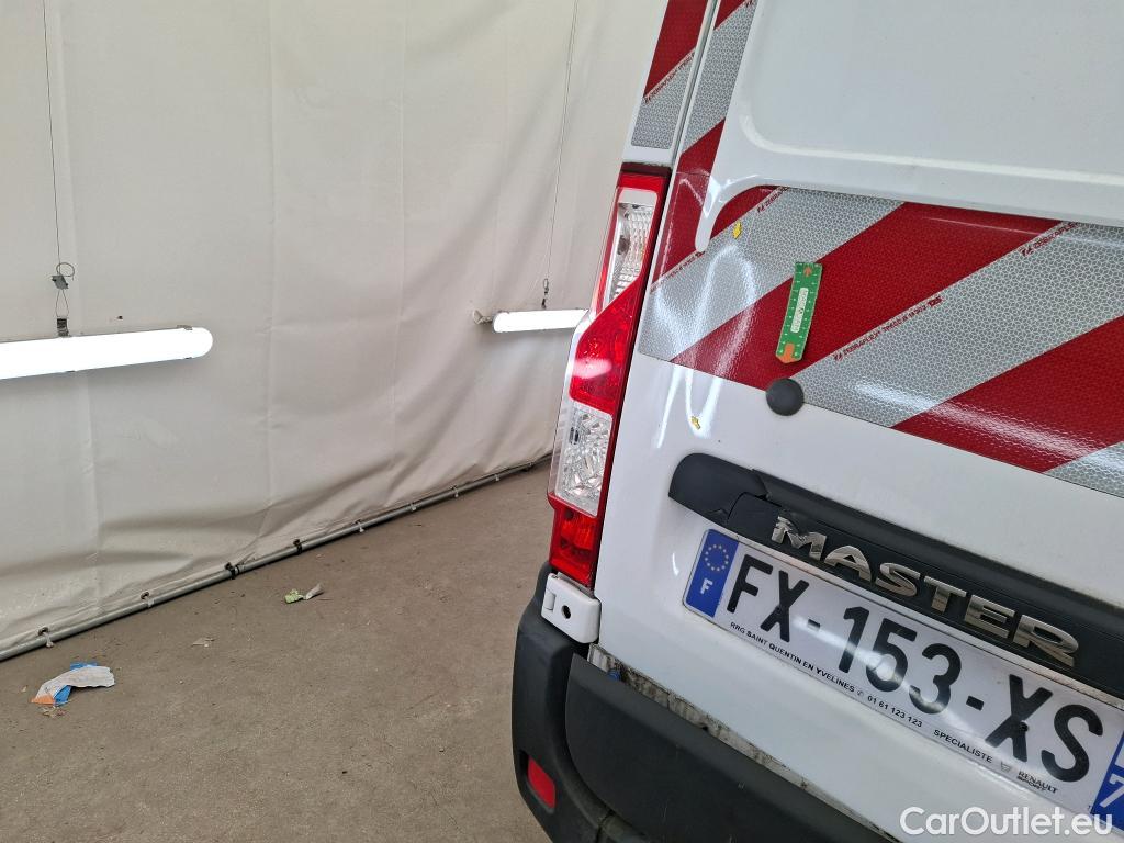 Renault  Master  Fourgon L2H2 3 5 Grand Confort dCi 135CV BVM6 7 Sieges E6dT #21