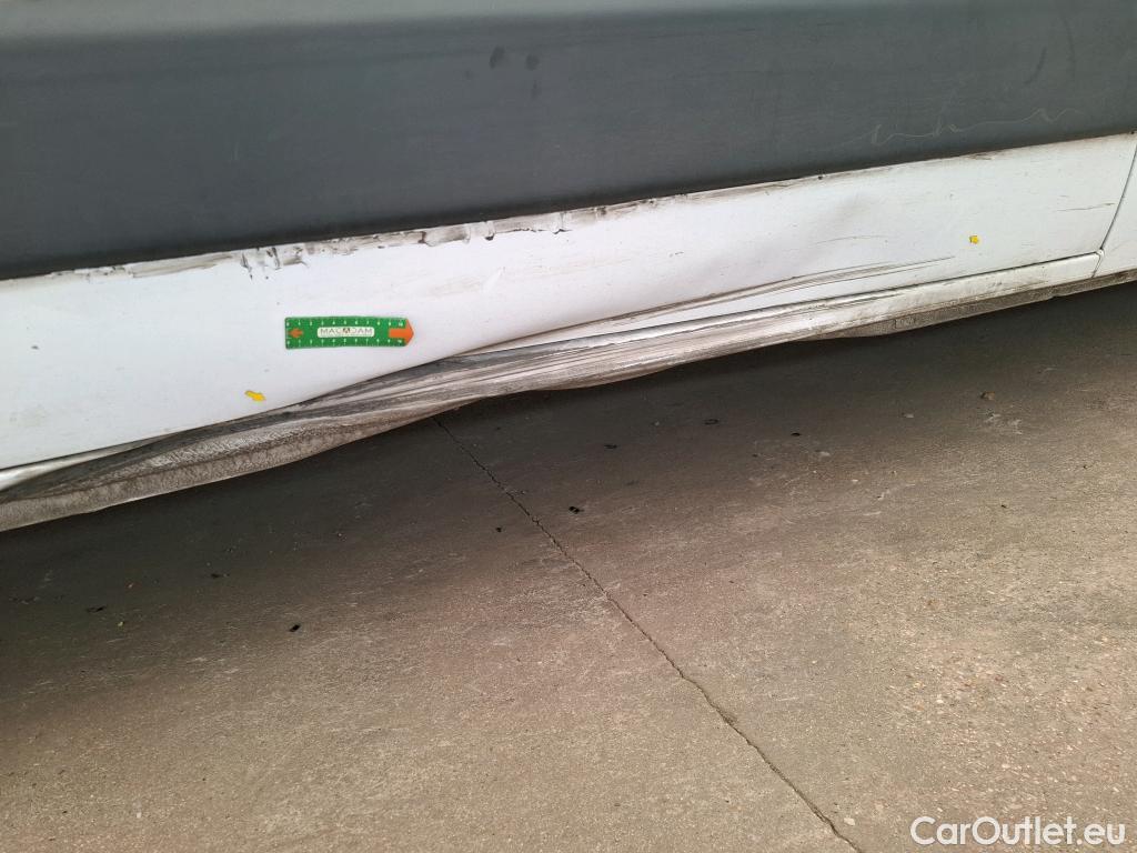  Renault  Master  Fourgon L2H2 3 5 Grand Confort dCi 135CV BVM6 7 Sieges E6dT #7
