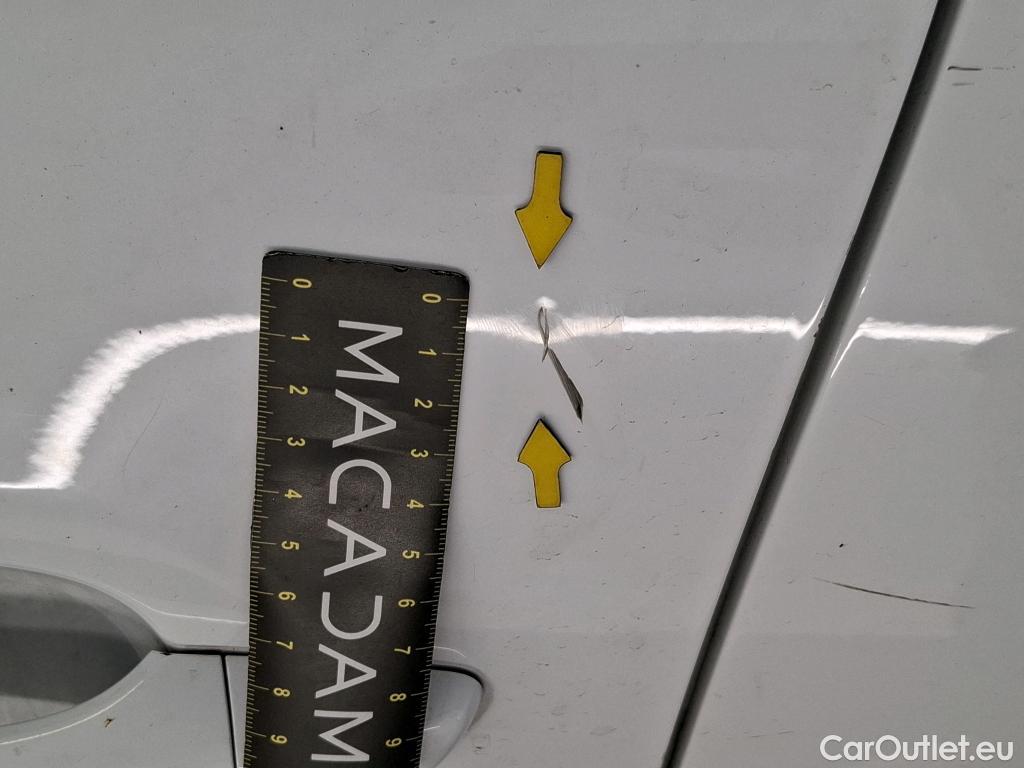  Citroen  C3  Feel Pack 1.2 PureTech 80CV BVM5 E6d #15