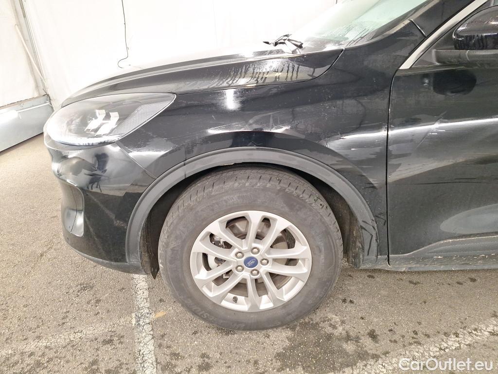  Ford  Kuga FORD  / 2019 / 5P / SUV 2.5 190 hybrid Flexifuel Pshift Titanium #9