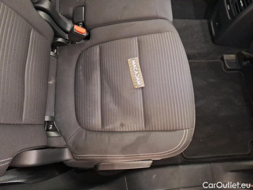  Ford  Kuga FORD  / 2019 / 5P / SUV 2.5 190 hybrid Flexifuel Pshift Titanium #5