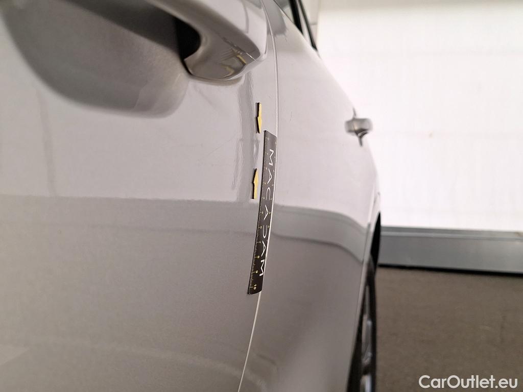  Ford  Kuga  / 2019 / 5P / SUV 2.5 Duratec 225 ch PHEV eCVT St-Line Bus / VH CONFIRME SUR PARC #4