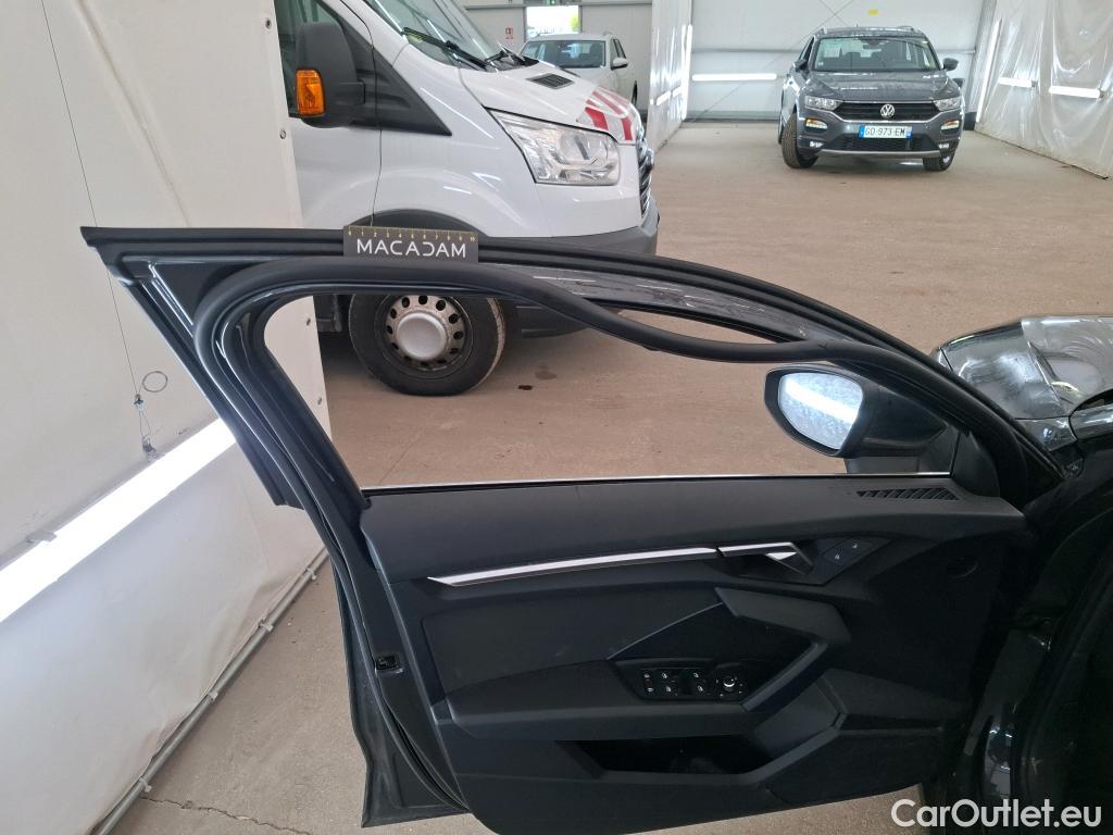  Audi  A3  Berline 35 TDI Business Line 2.0 TDI 150CV BVA7 E6dT #70