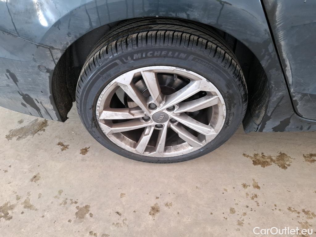  Audi  A3  Berline 35 TDI Business Line 2.0 TDI 150CV BVA7 E6dT #61