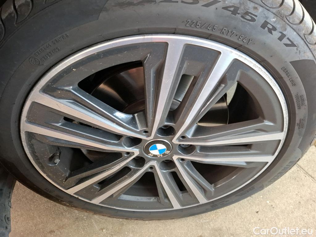  Bmw  Serie 1 Série 1 Berline 118 i Business Design 1.5 135CV BVA7 E6d #14