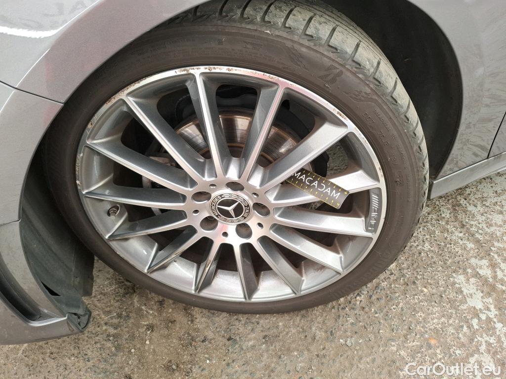  Mercedes  A-Klasse MERCEDES-BENZ Classe A Compact / 2018 / 5P / Berline A 200 d AMG Line 8G-DCT #5