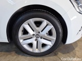  Renault  Clio RENAULT  / 2019 / 5P / BERLINA 1.0 TCE 66KW BUSINESS #17