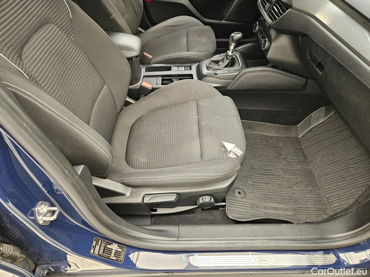  Ford  Focus 1.0 EcoBoost 125CP Titanium #41