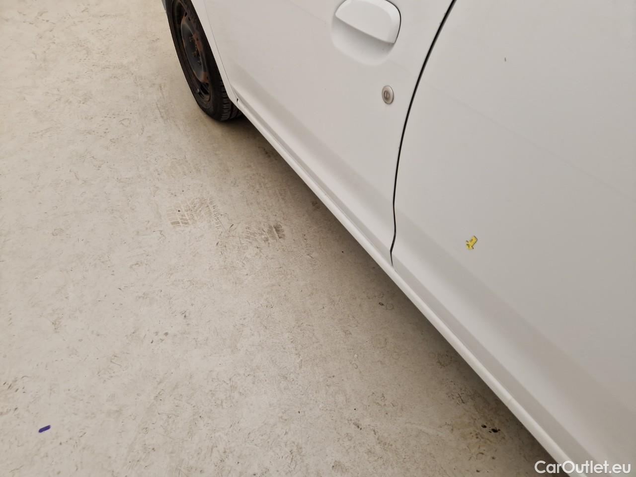  Dacia  Logan 0.9 TCe 90CP Laureate #52