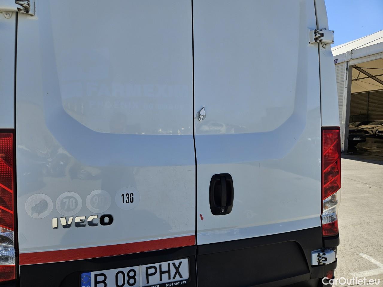  Iveco  Daily 2.3 35S14V 4x2 12mc #40