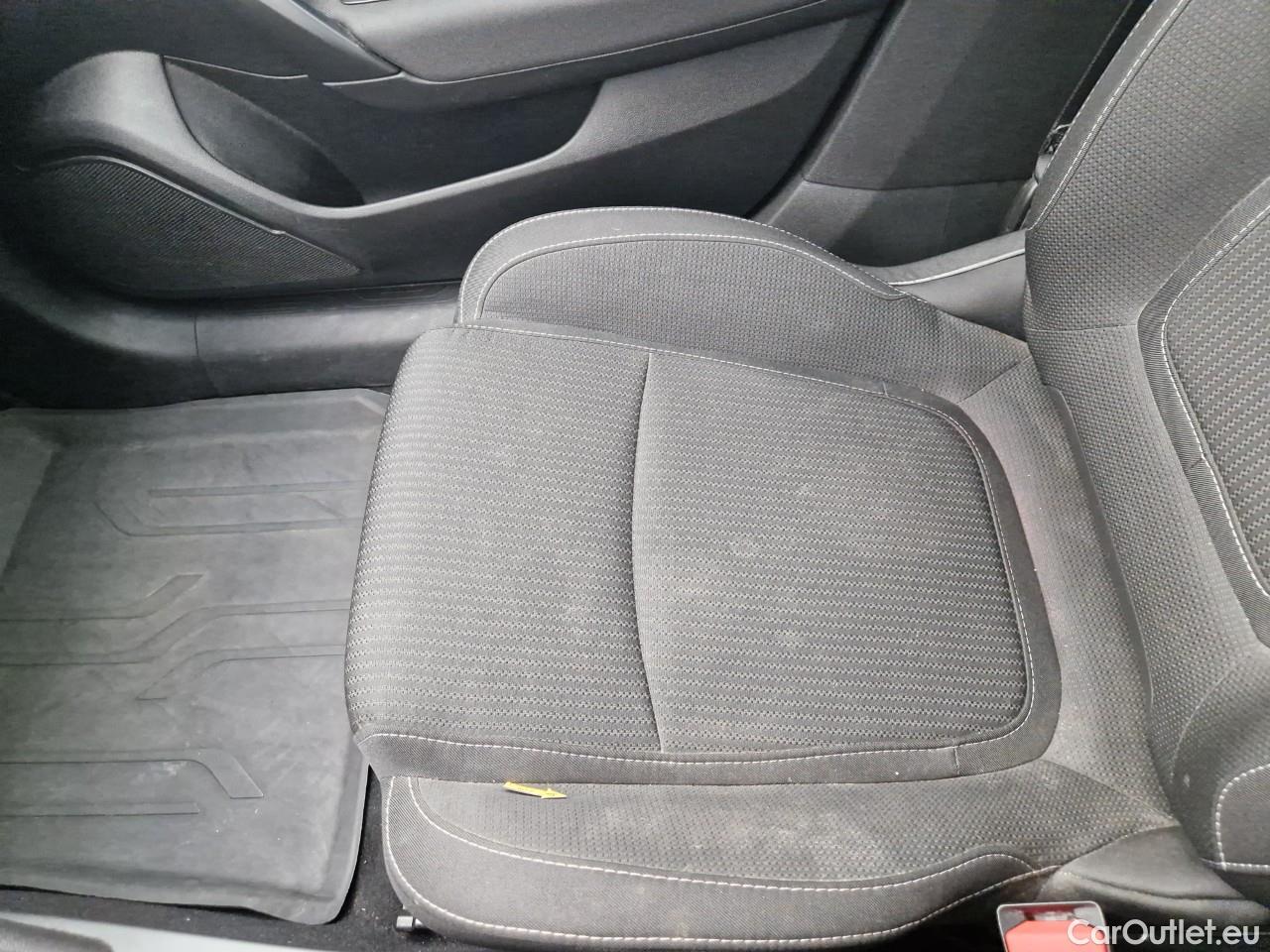  Renault  Megane 1.3 TCe 140CP Zen #38