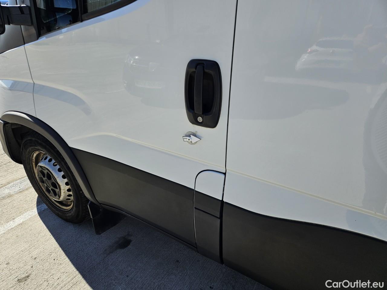  Iveco  Daily 2.3 35S14V 4x2 12mc #2