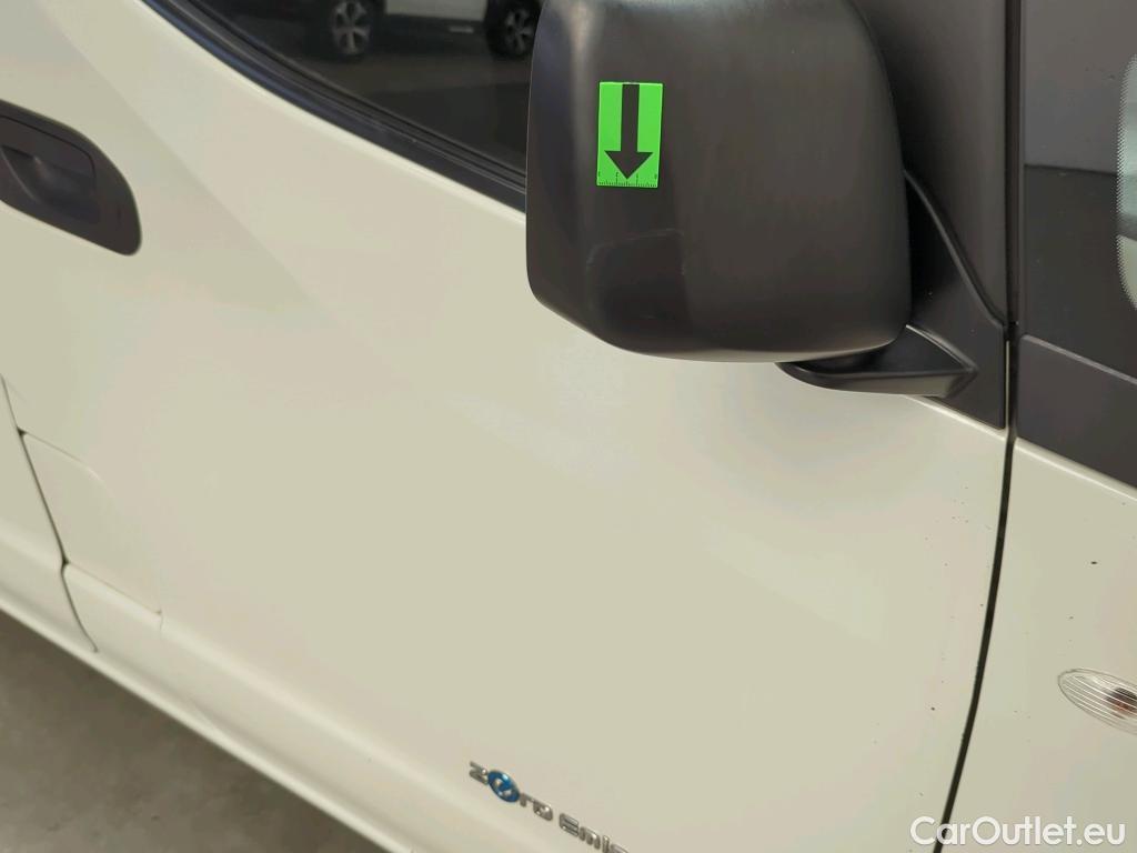  Nissan  350Z  Baterie 40kW / Motor 108CP Acenta #41