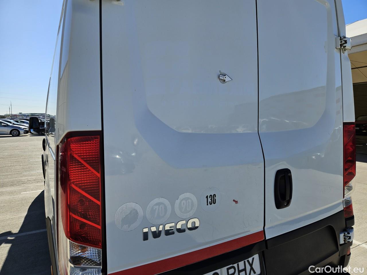  Iveco  Daily 2.3 35S14V 4x2 12mc #43