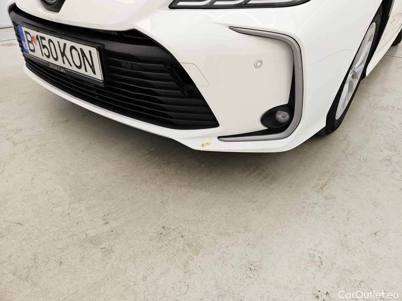  Toyota  Corolla 1.8 Hybrid Dynamic HSD E-CVT #9