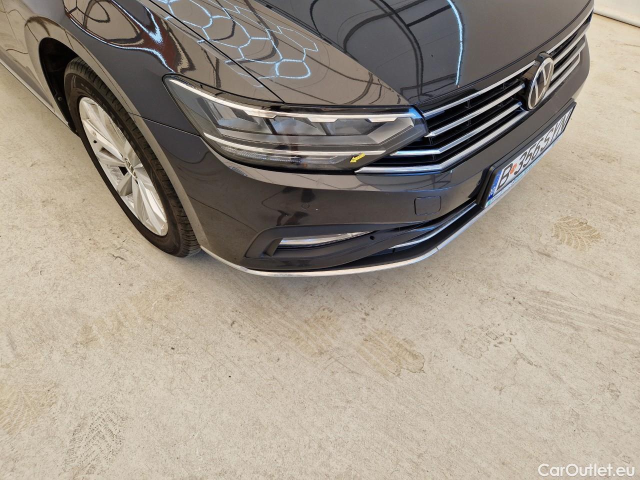  Volkswagen  Passat Highline 2.0 TDI DSG 150 CP #11