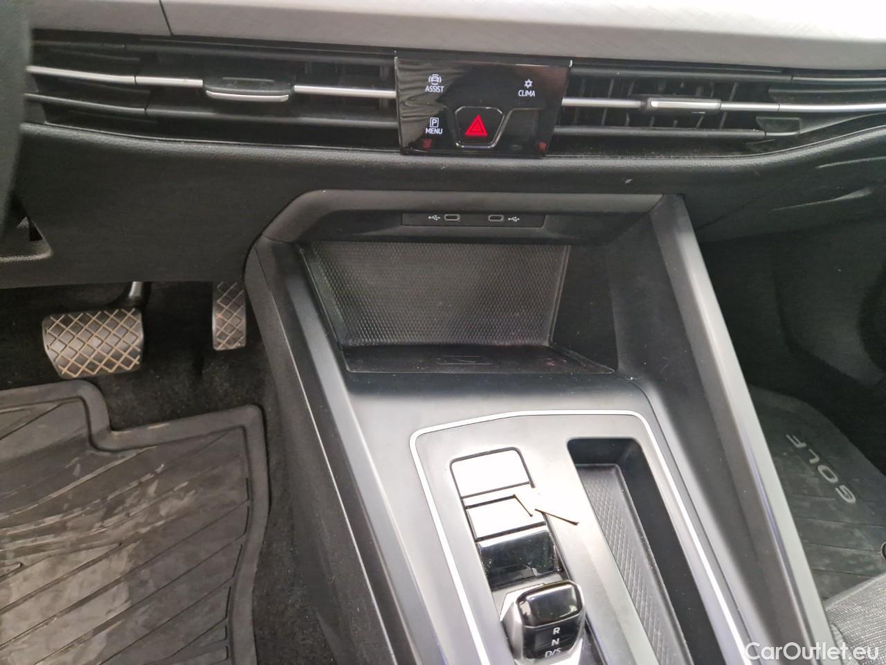  Volkswagen  Golf  2.0 TDI 116HP DSG Life Variant #40