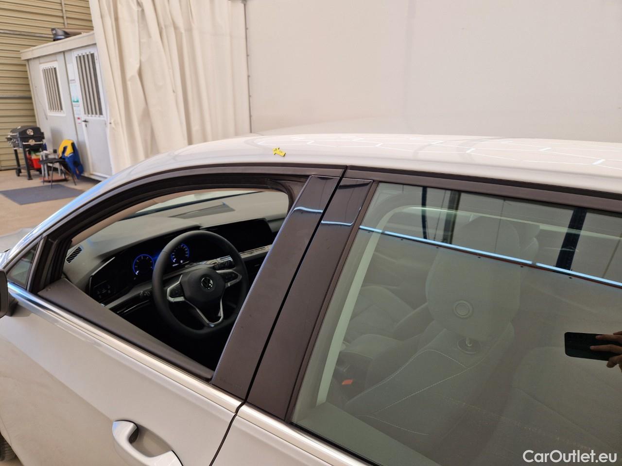  Volkswagen  Golf  Style 2.0 TDI DSG #1