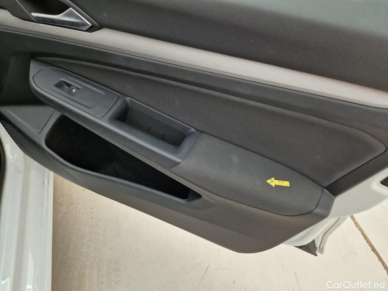 Volkswagen  Golf  Life 1.5 eTSI ACT DSG mild-Hybrid #27