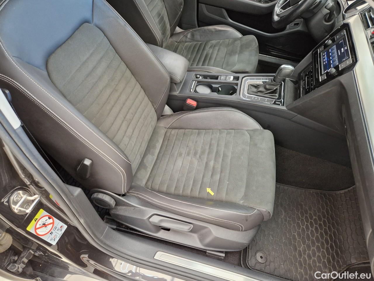  Volkswagen  Passat Highline 2.0 TDI DSG 150 CP #41