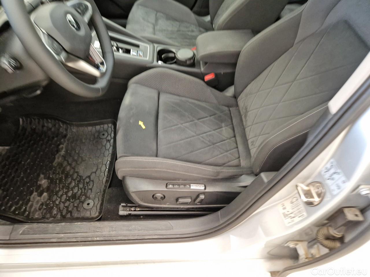 Volkswagen  Golf  Style 2.0 TDI DSG #37