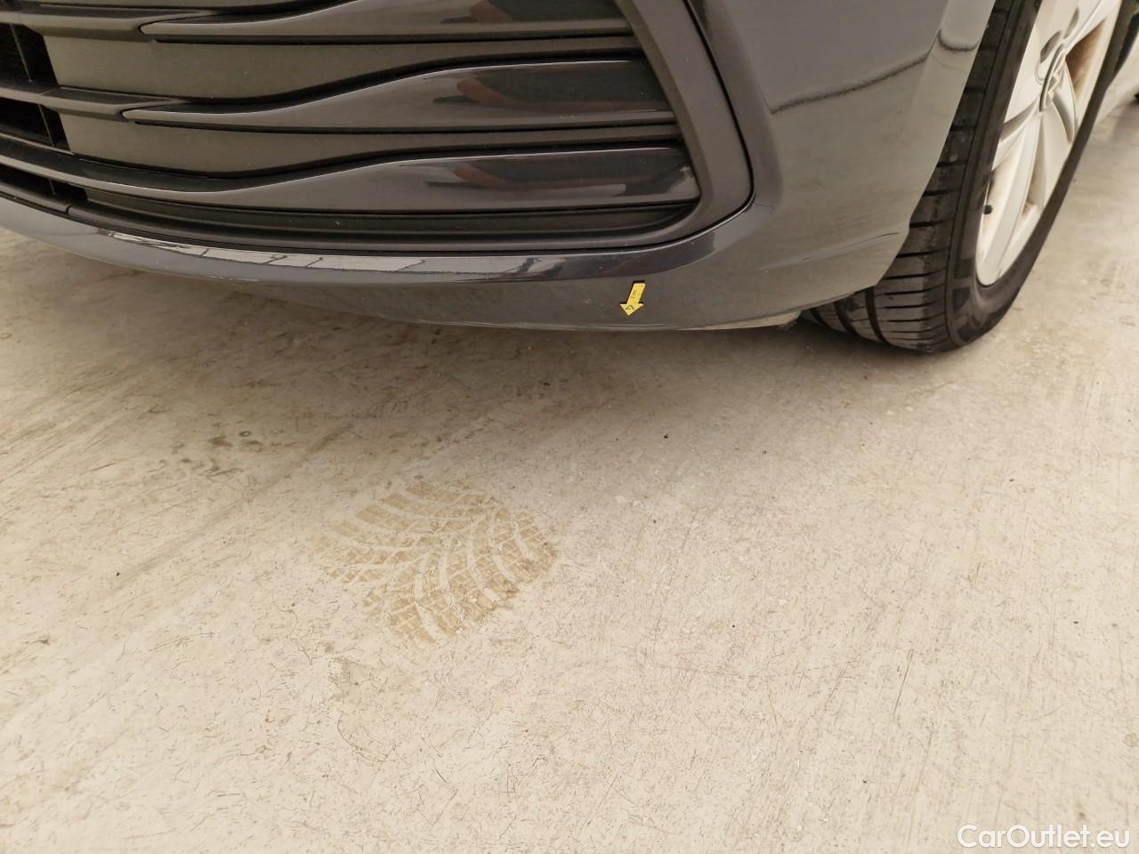  Volkswagen  Golf  2.0 TDI 116HP DSG Life Variant #11