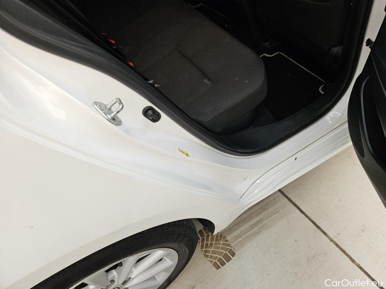  Toyota  Corolla 1.8 Hybrid Dynamic HSD E-CVT #44