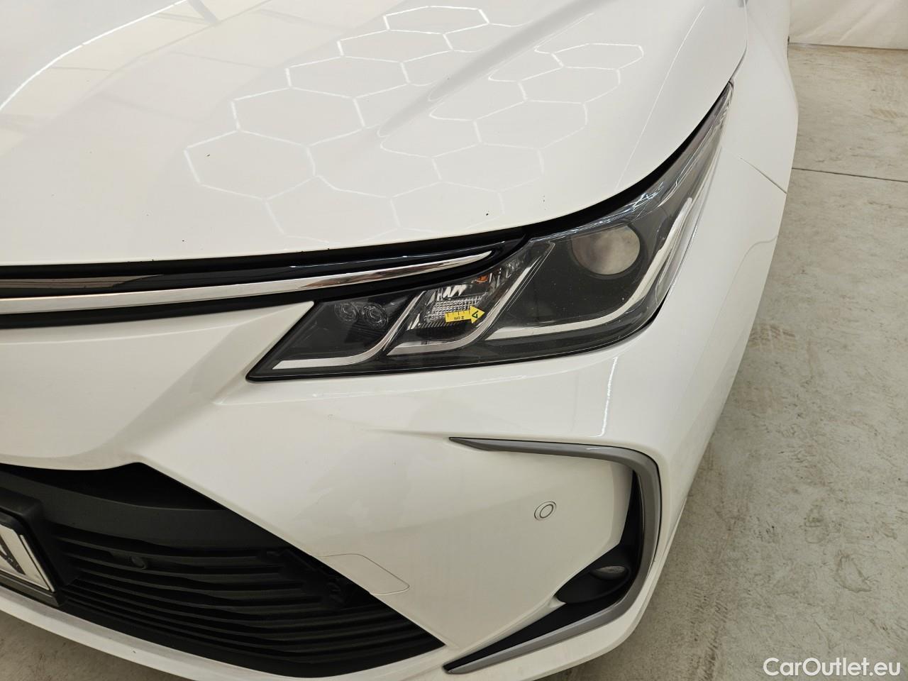  Toyota  Corolla 1.8 Hybrid Dynamic HSD E-CVT #16