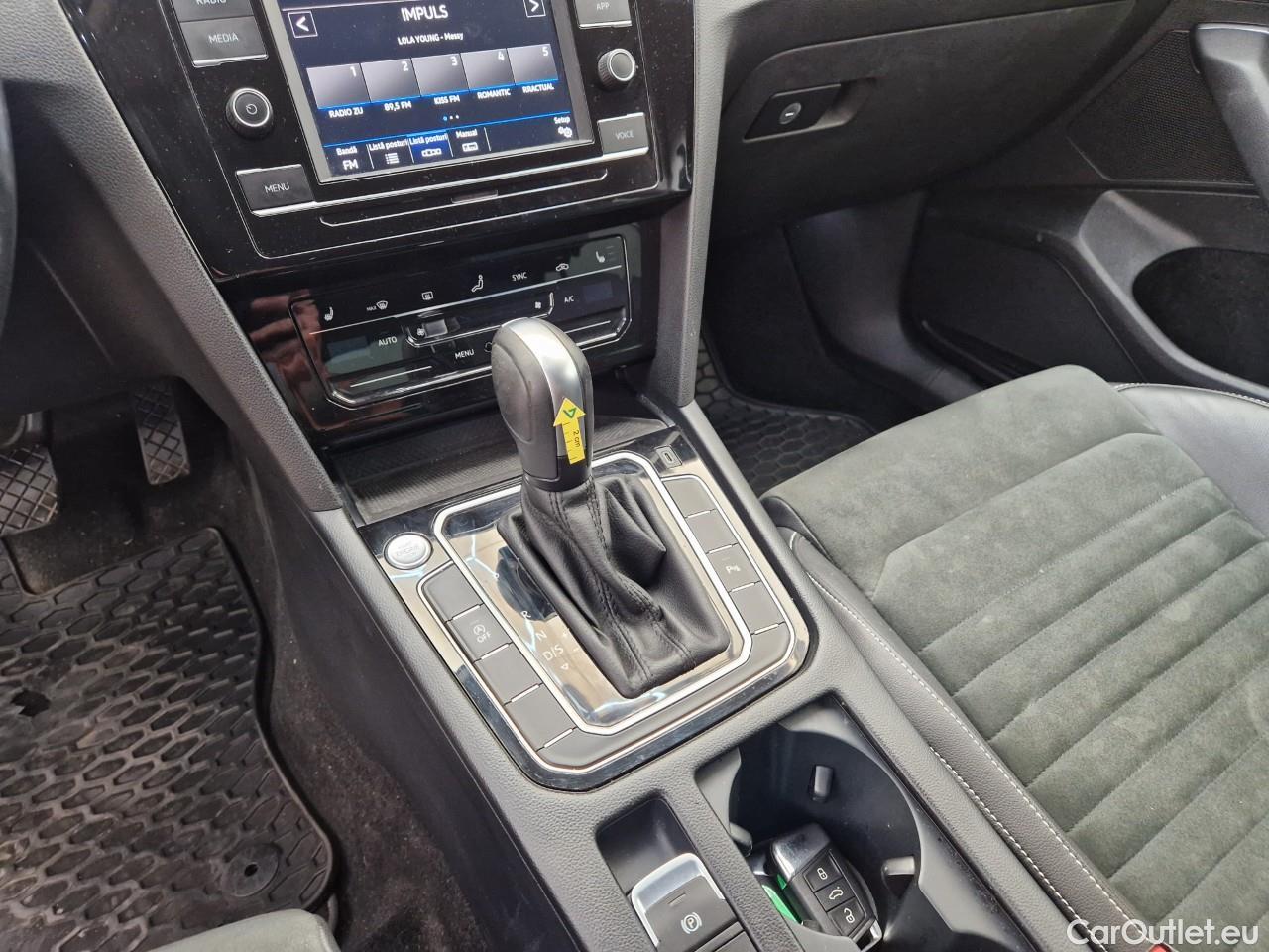  Volkswagen  Passat Highline 2.0 TDI DSG 150 CP #40