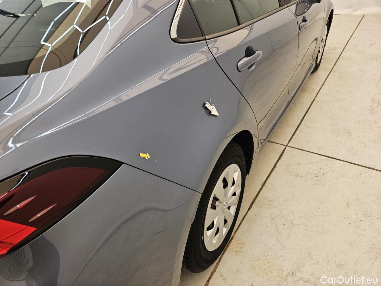  Toyota  Corolla 1.8 Hybrid Business HSD E-CVT #24