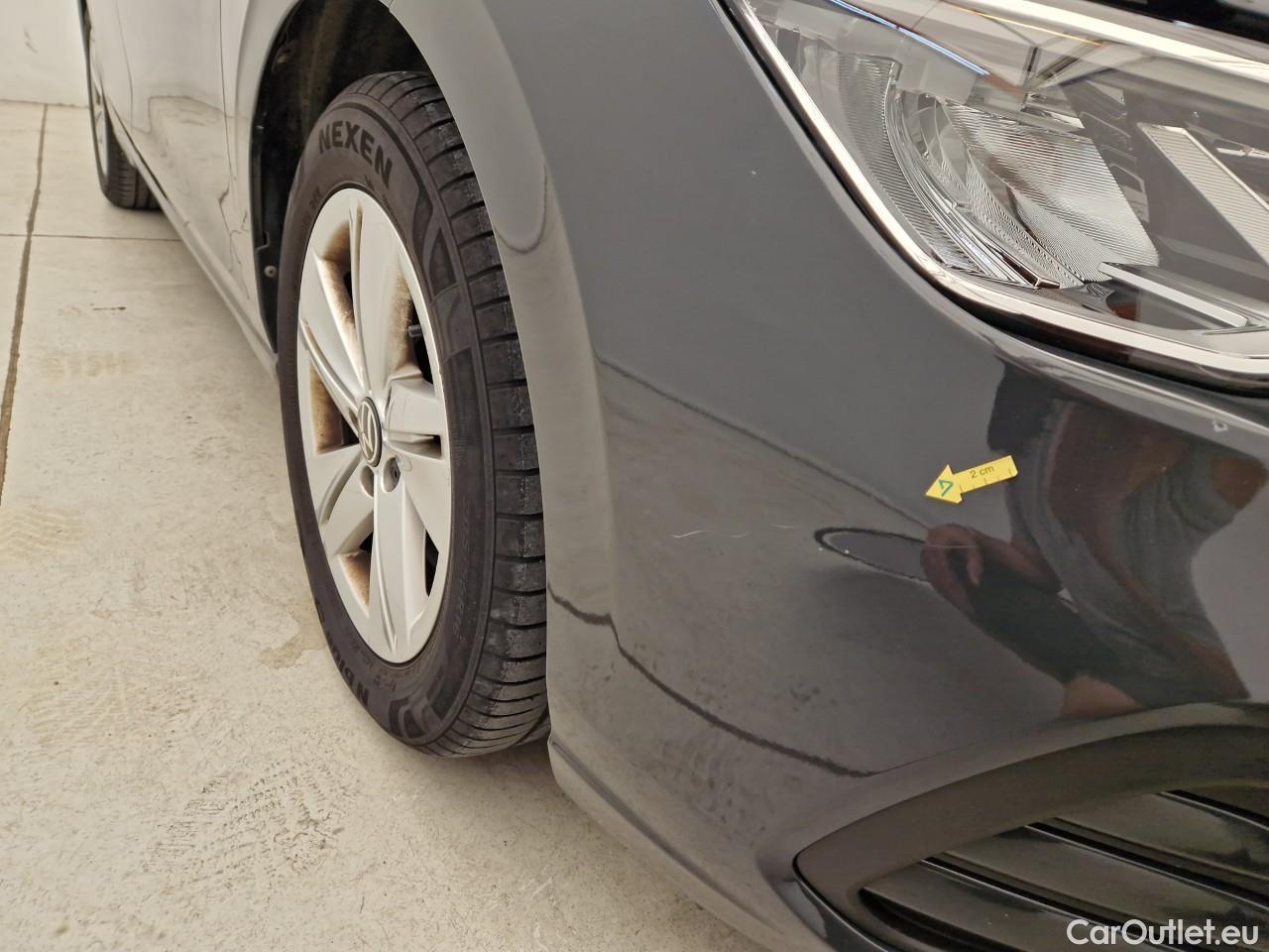  Volkswagen  Golf  2.0 TDI 116HP DSG Life Variant #10