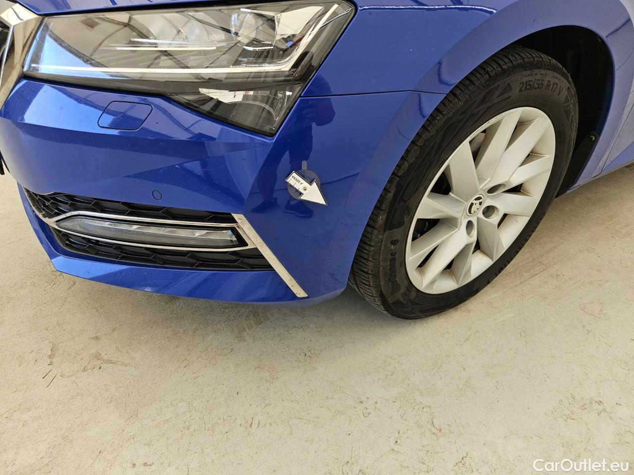  Skoda  Superb 1.4 TSI PHEV 218CP Style Combi DSG #12