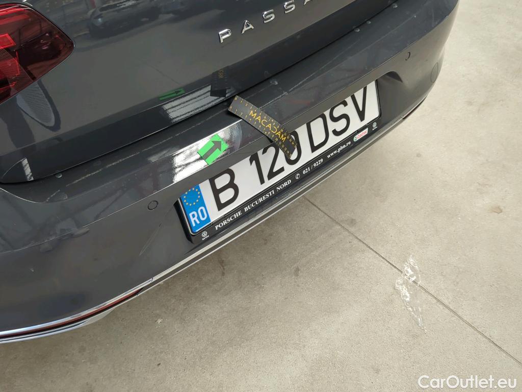  Volkswagen  Passat Highline 2.0 TDI DSG 150 CP #19