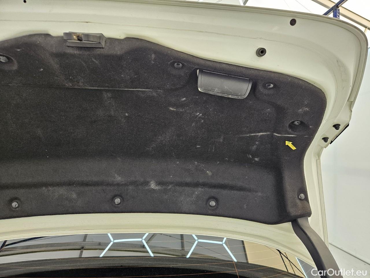  Toyota  Corolla 1.8 Hybrid Dynamic HSD E-CVT #92